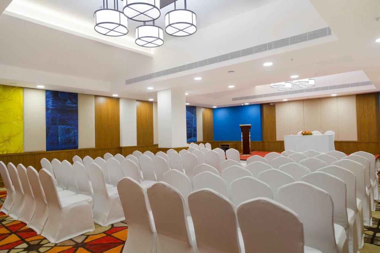 Kalyan Grand - A Business Hotel Vandalur Εξωτερικό φωτογραφία