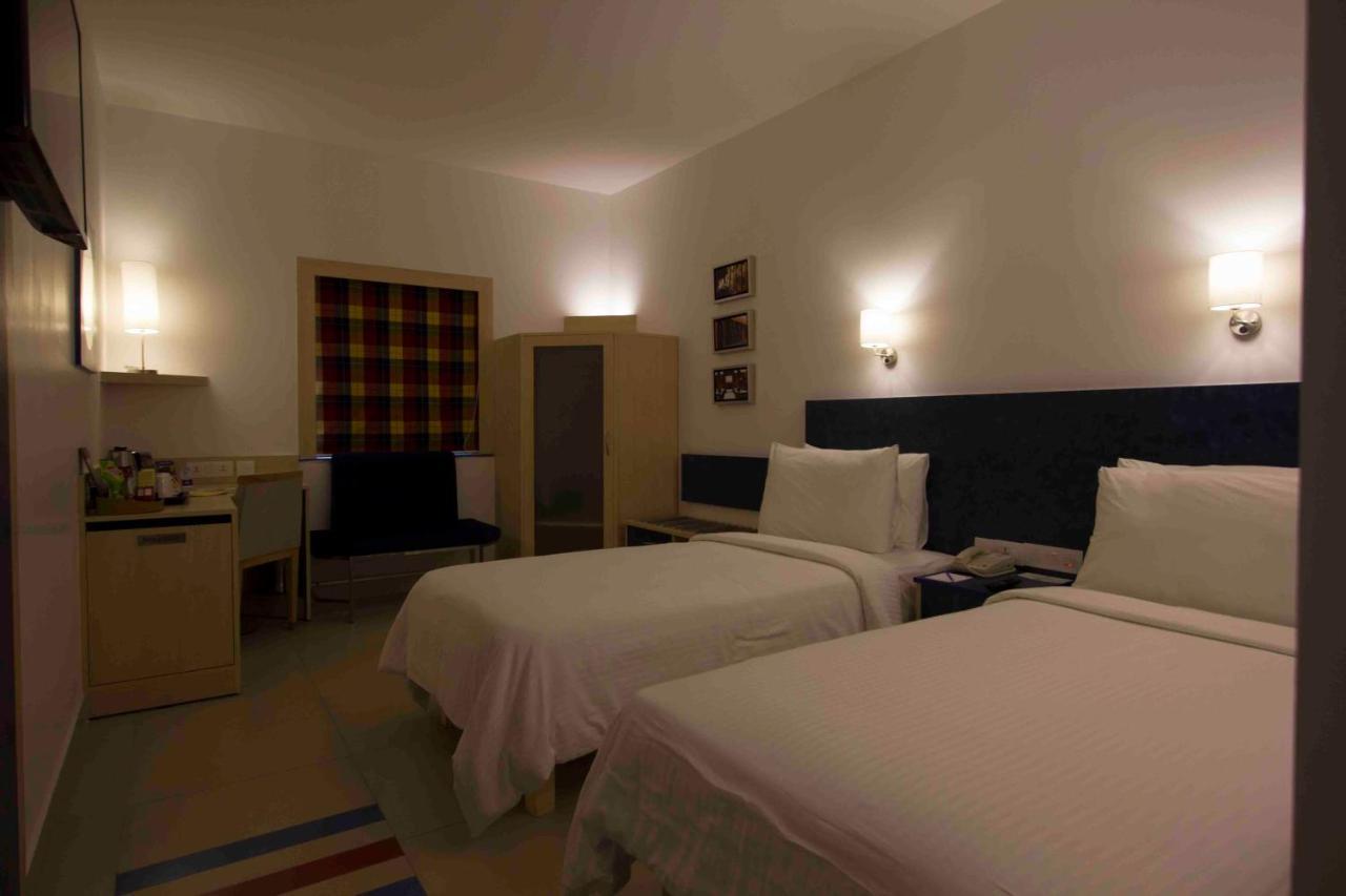 Kalyan Grand - A Business Hotel Vandalur Εξωτερικό φωτογραφία